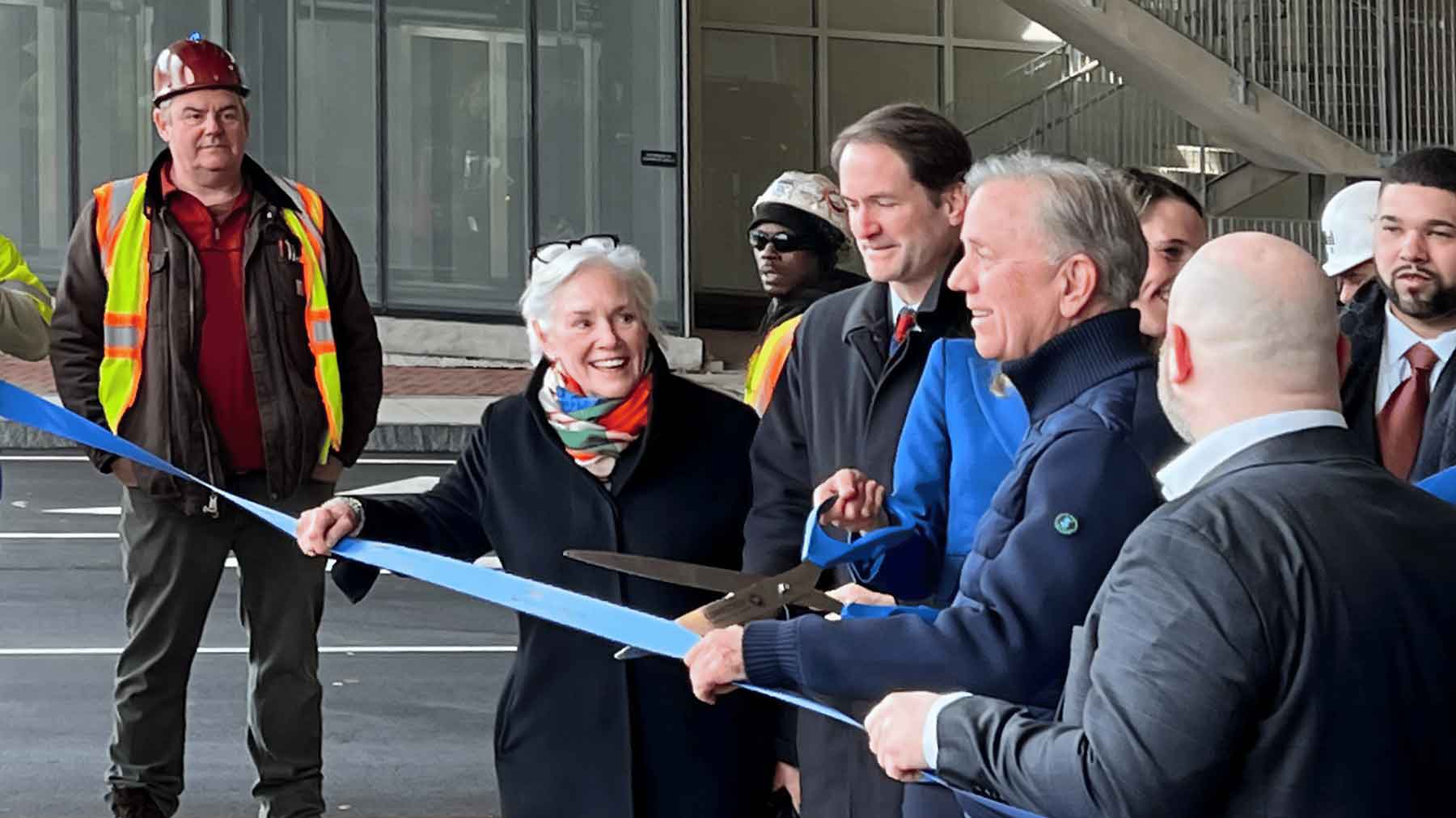 Ribbon cutting ceremony at Stamford CT EV facilities